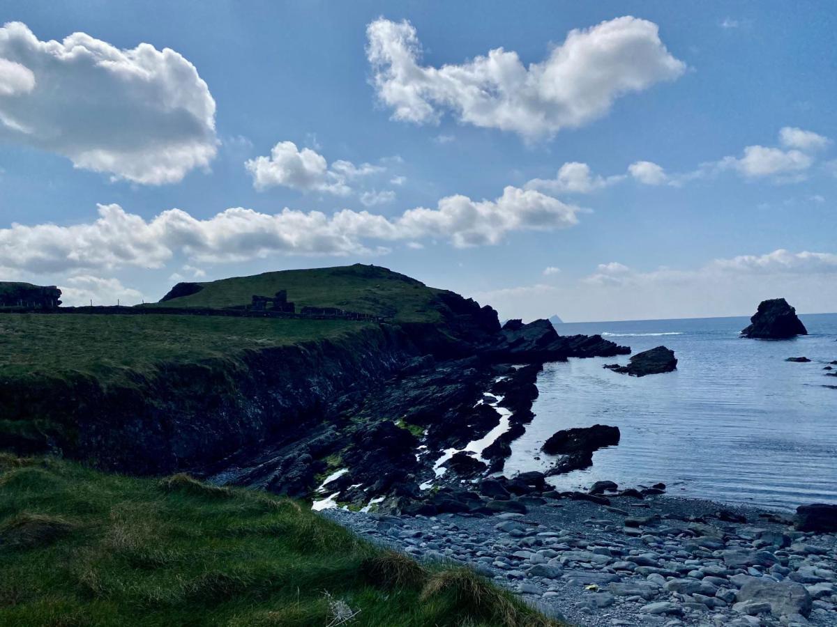 Skellig Port Accommodation - 1 Studio Bed Apartment Portmagee Buitenkant foto