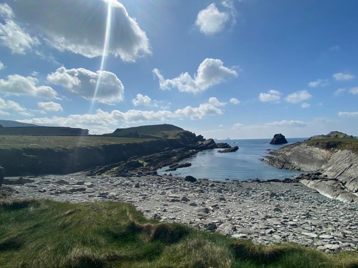 Skellig Port Accommodation - 1 Studio Bed Apartment Portmagee Buitenkant foto